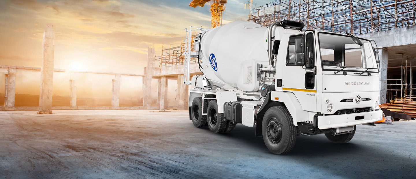 https://www.ashokleyland.com/backend/wp-content/uploads/2024/03/RMC-Cargo-Cabin-1-1.jpg