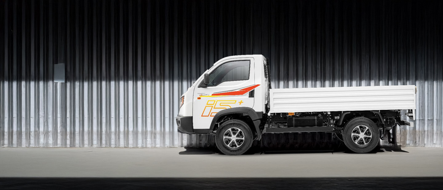 https://www.ashokleyland.com/backend/wp-content/uploads/2025/09/backend_wp-content_uploads_2025_08_Bada-Dost-i5-3-1.jpg